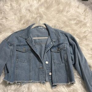 Women’s cropped jean jacket